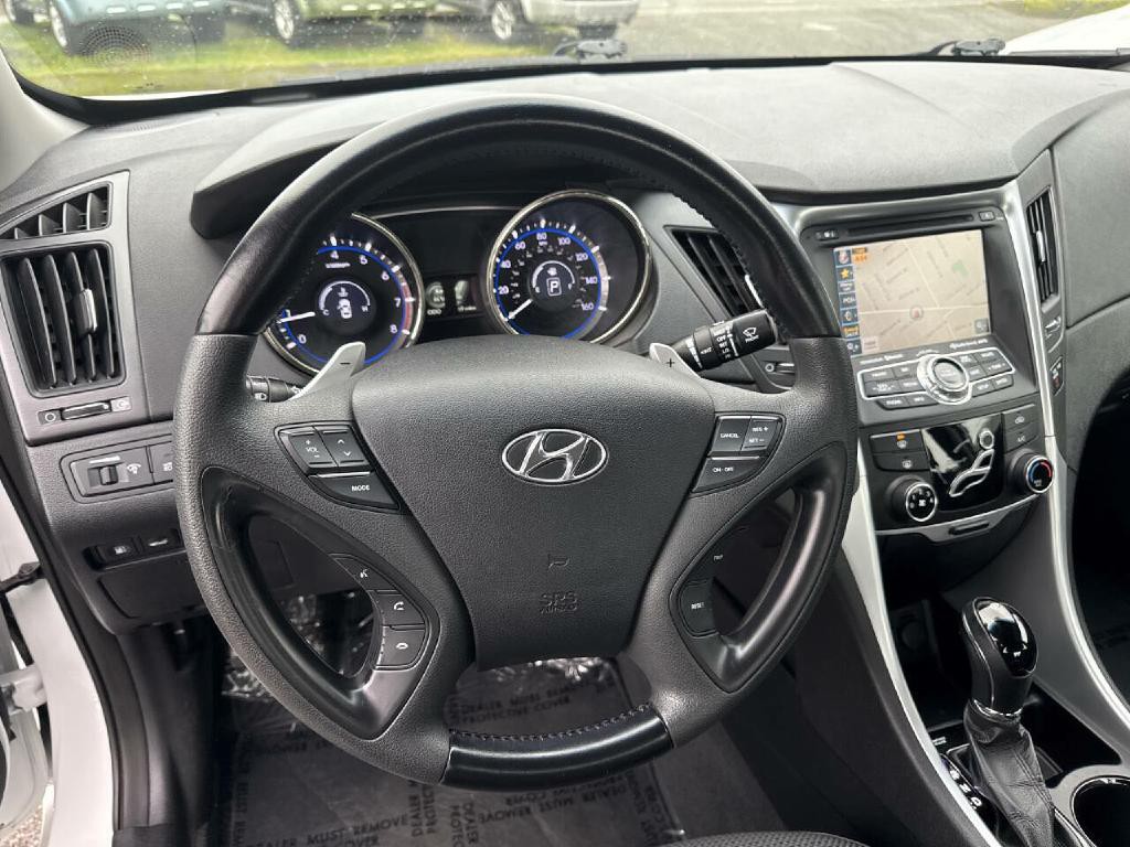 2013 Hyundai Sonata Image 11