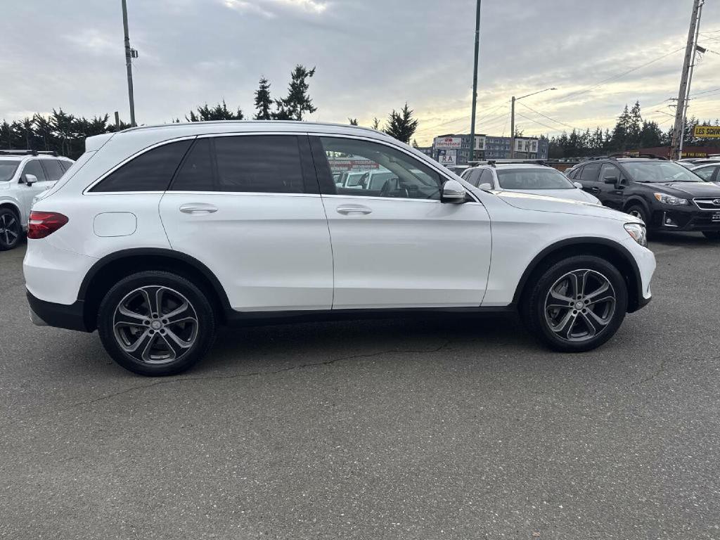 2016 Mercedes-Benz GLC-Class Image 3