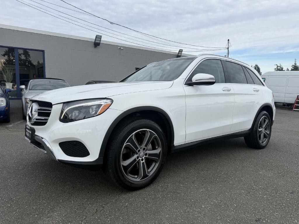 2016 Mercedes-Benz GLC-Class Image 4
