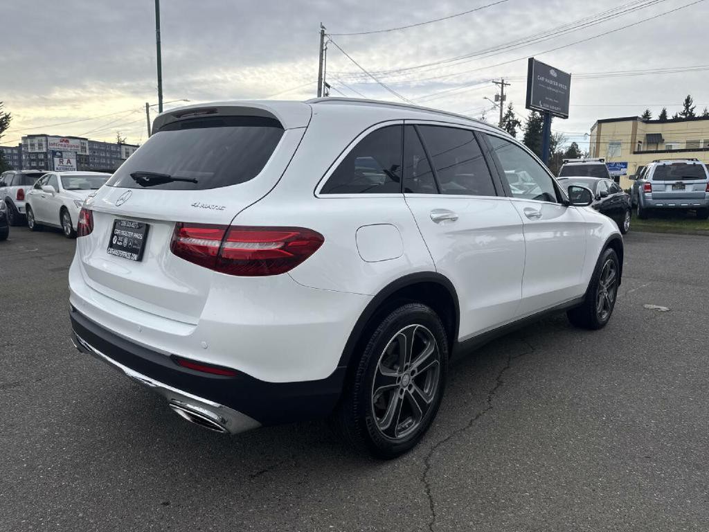2016 Mercedes-Benz GLC-Class Image 7