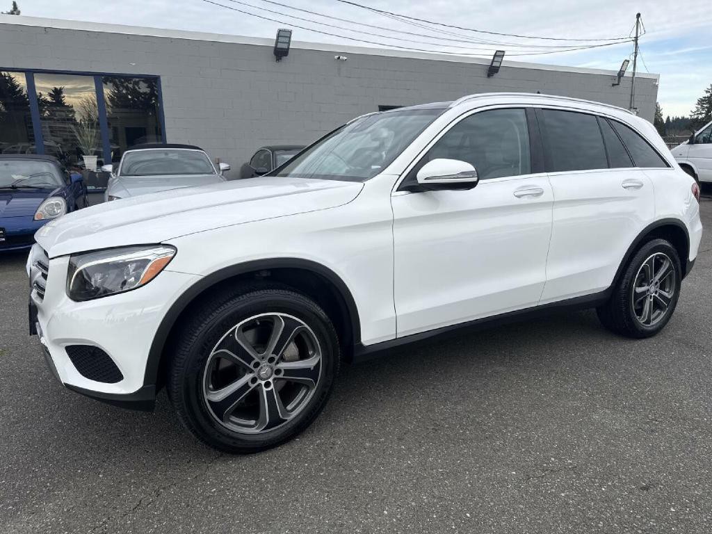 2016 Mercedes-Benz GLC-Class Image 14