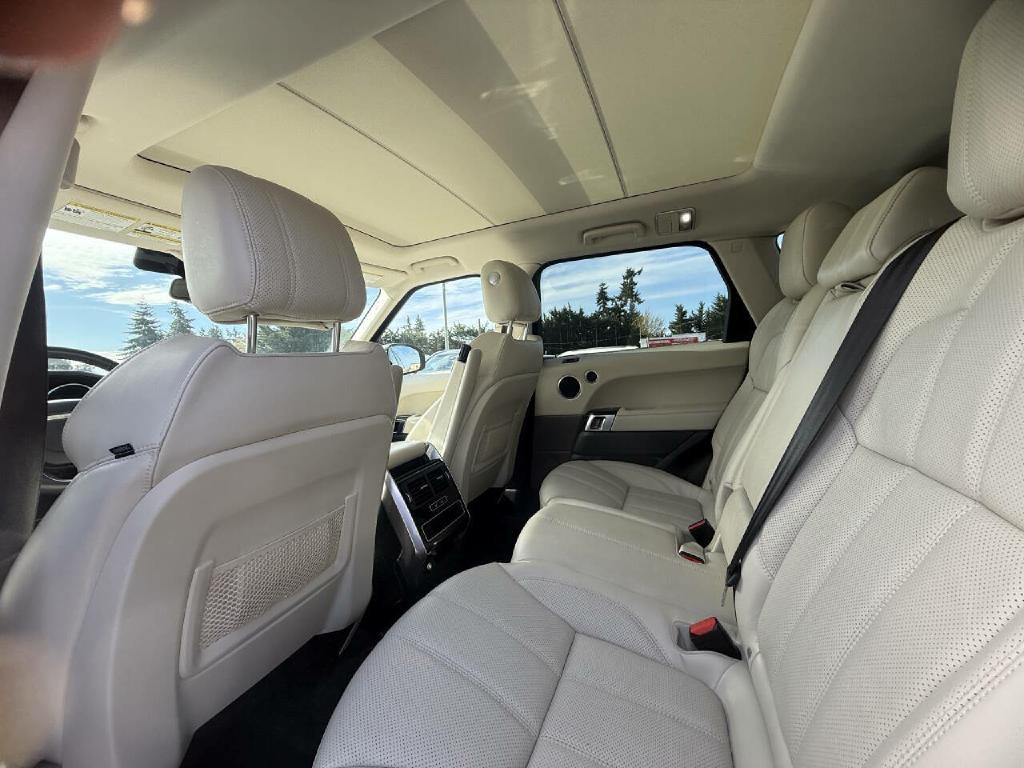 2014 Land Rover Range Rover Sport Image 16