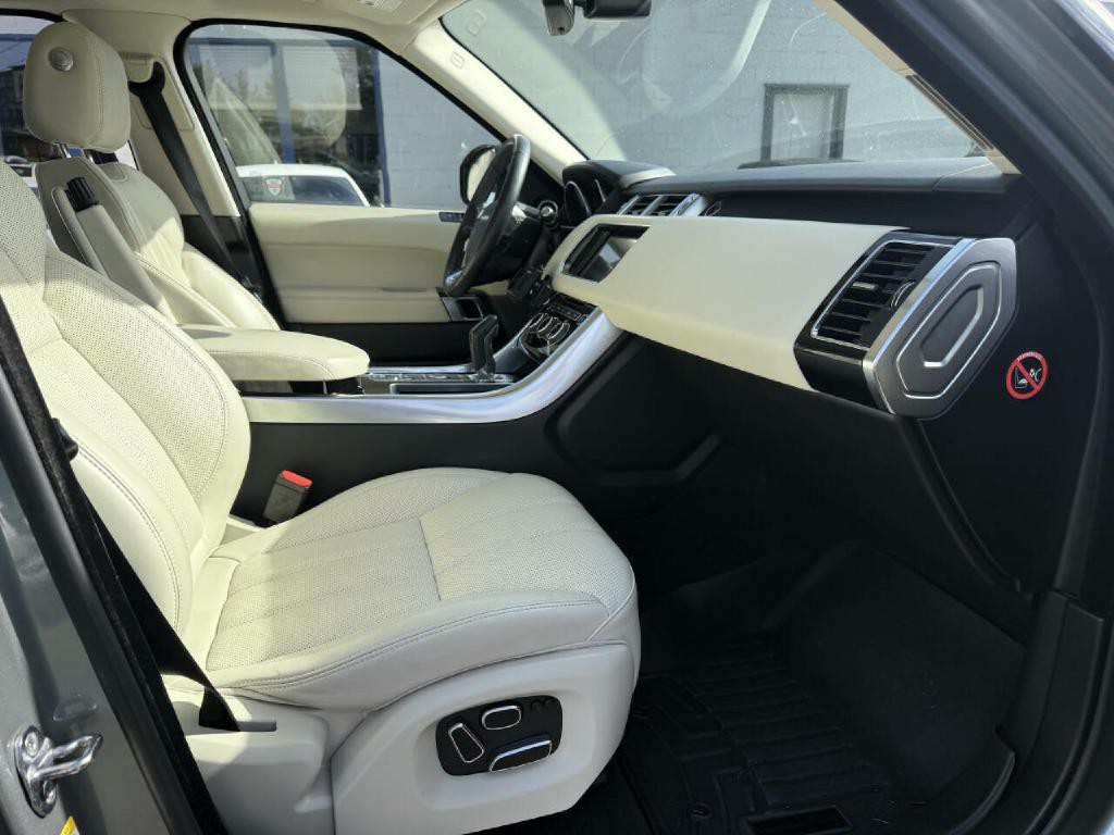 2014 Land Rover Range Rover Sport Image 20