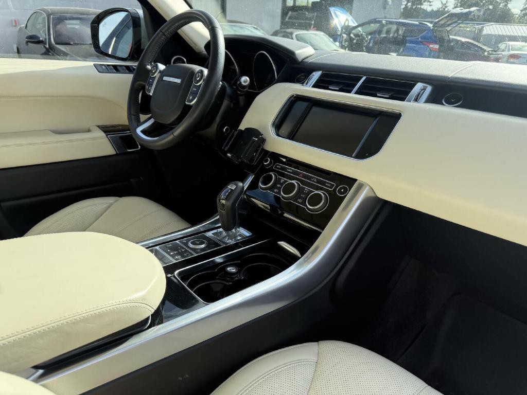 2014 Land Rover Range Rover Sport Image 21
