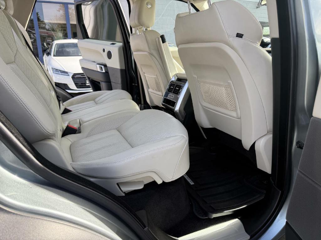 2014 Land Rover Range Rover Sport Image 22