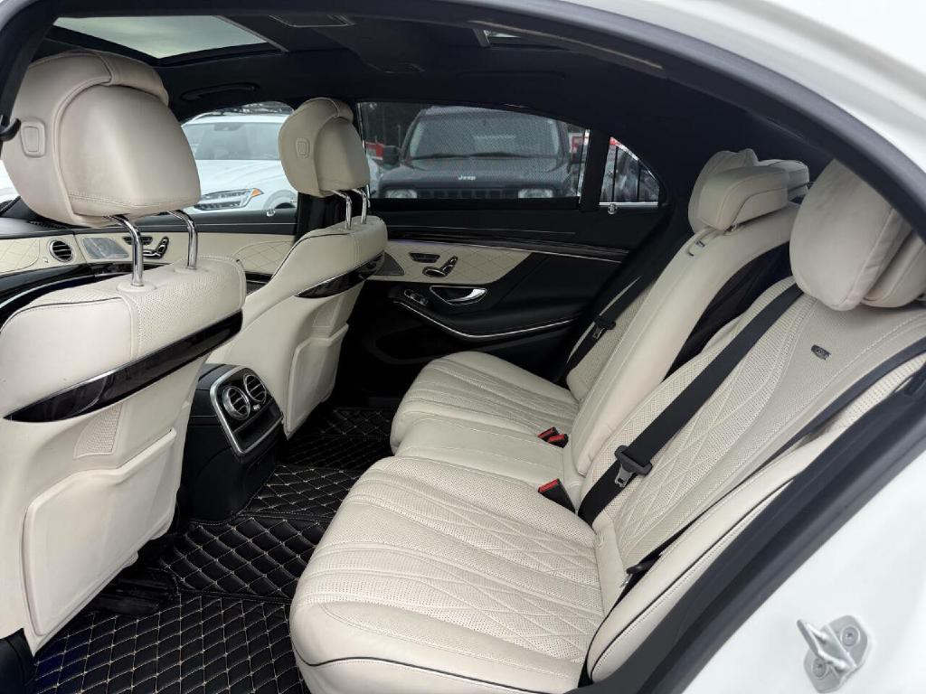 2015 Mercedes-Benz S-Class Image 23