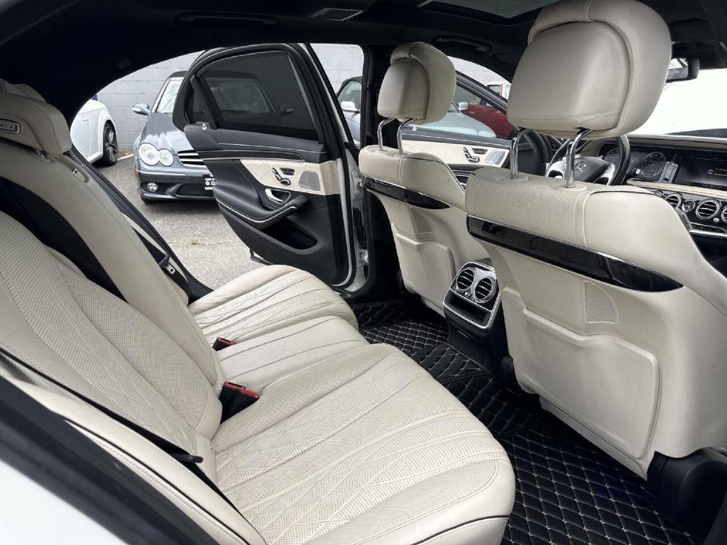 2015 Mercedes-Benz S-Class Image 33