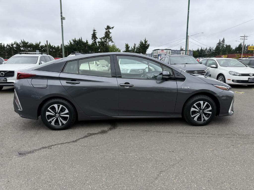 2017 Toyota Prius Image 5