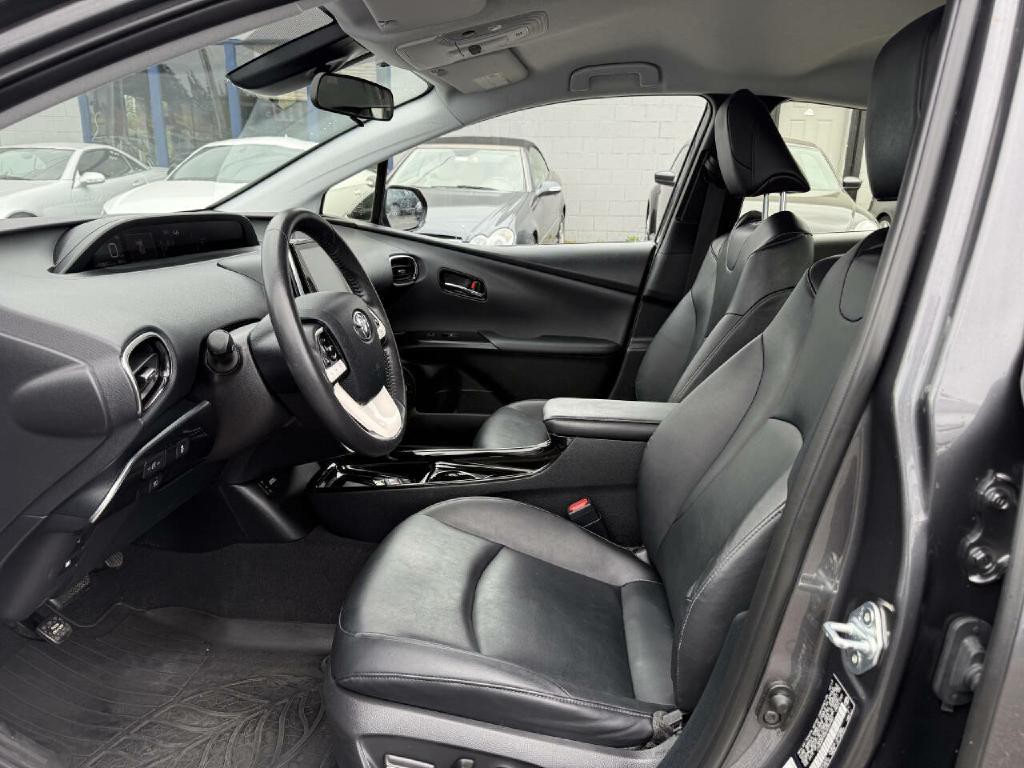 2017 Toyota Prius Image 15