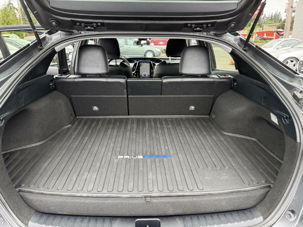 2017 Toyota Prius Image 23