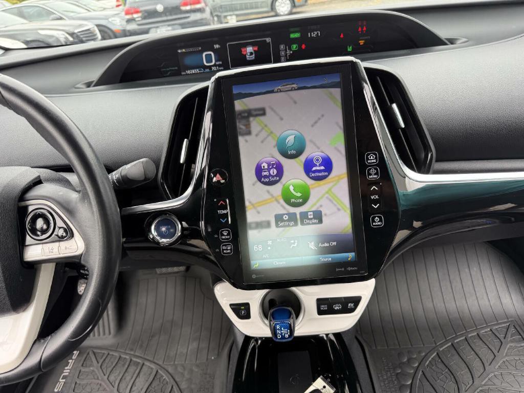 2017 Toyota Prius Image 33