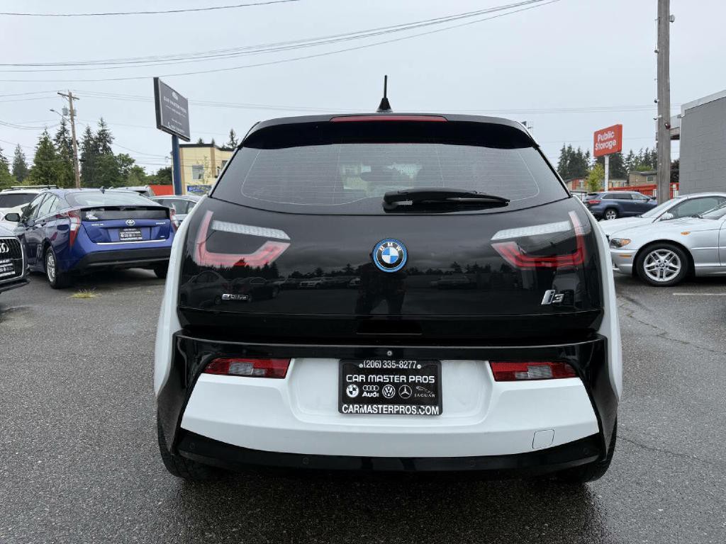 2015 BMW i3 Image 11
