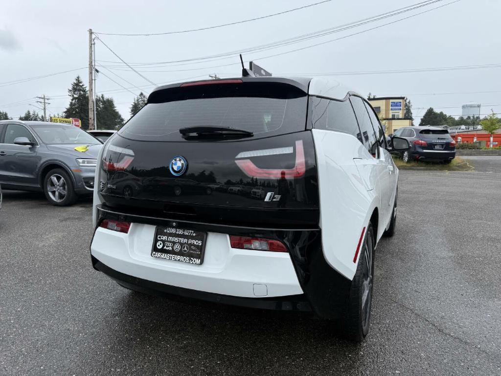 2015 BMW i3 Image 12