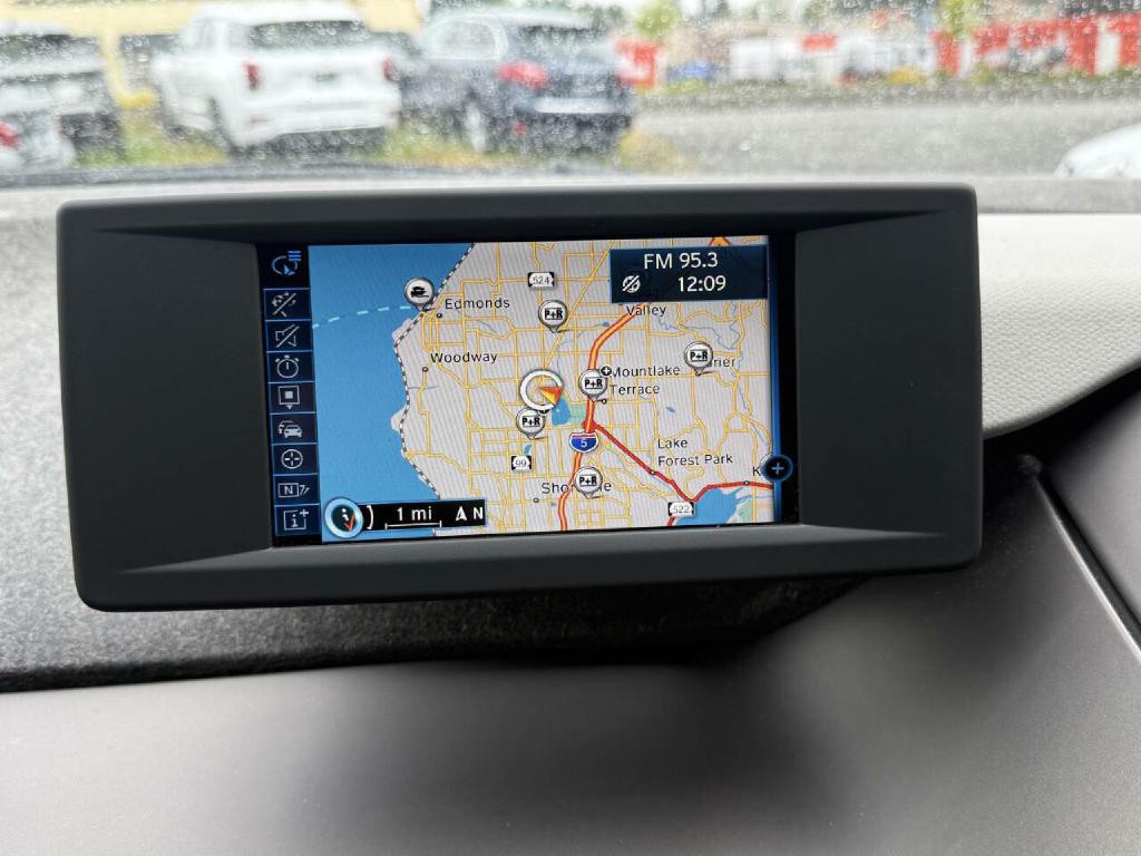 2015 BMW i3 Image 20