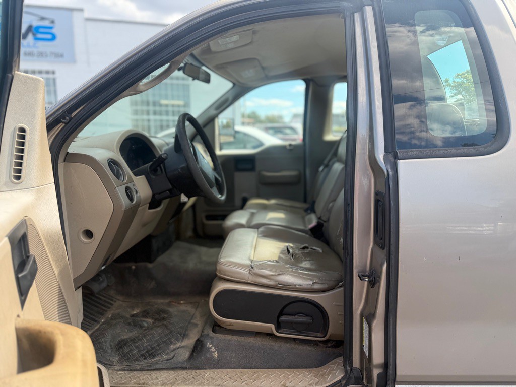 2005 Ford F-150 Image 9