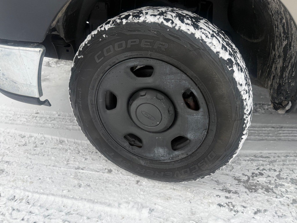 2005 Ford F-150 Image 16