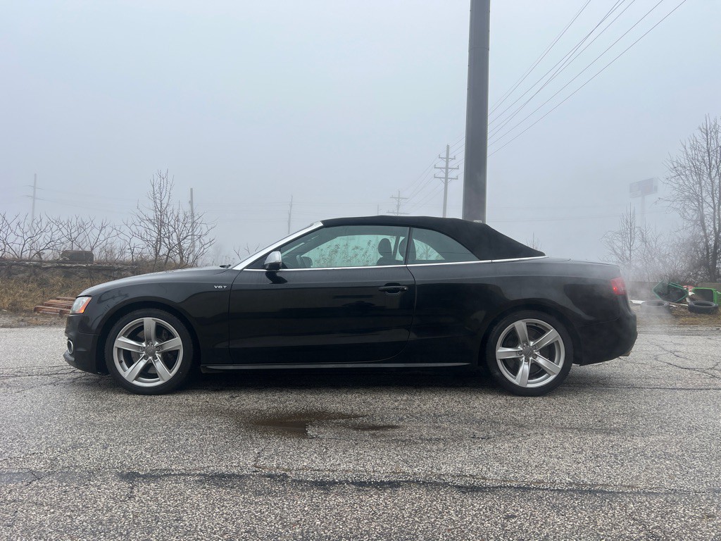 2011 Audi S5 Image 4
