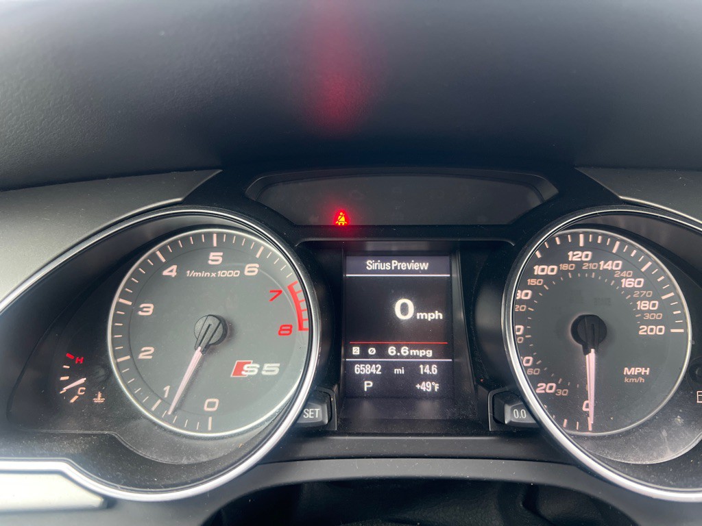2011 Audi S5 Image 14