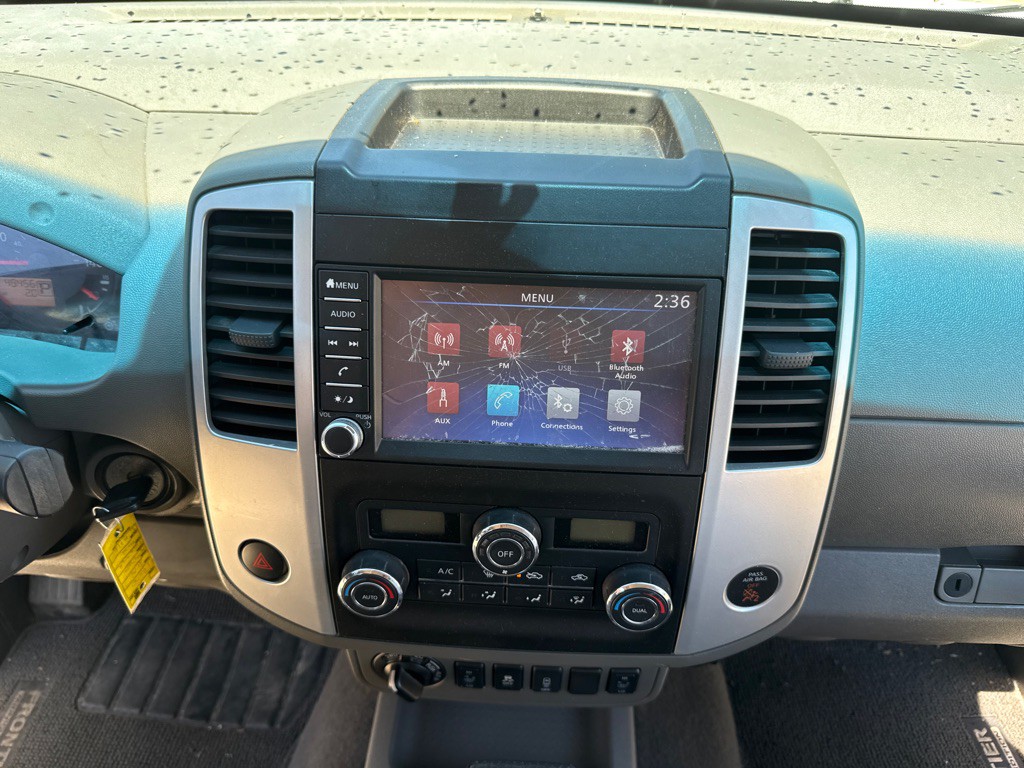 2019 Nissan Frontier Image 15