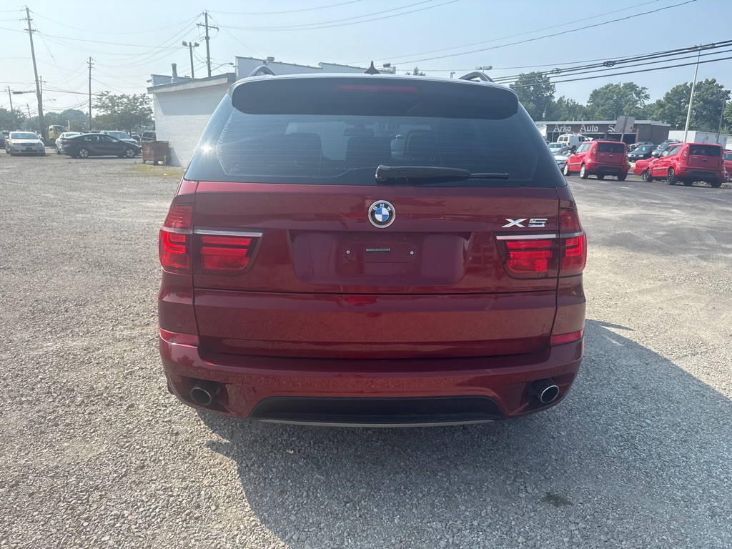 2011 BMW X5 Image 7