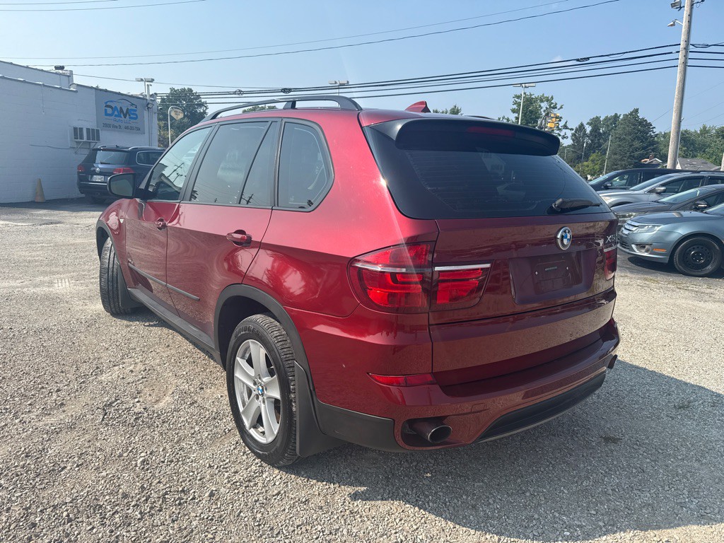 2011 BMW X5 Image 8