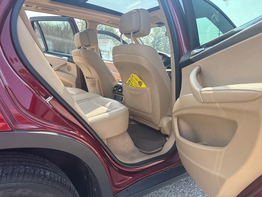 2011 BMW X5 Image 13
