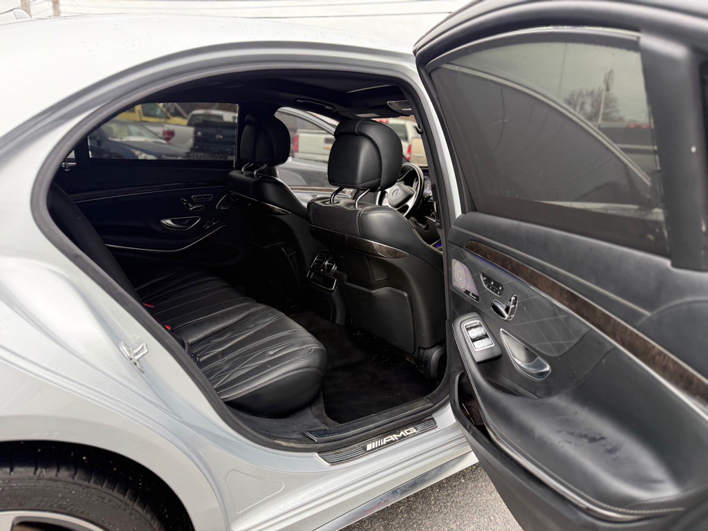 2015 Mercedes-Benz S-Class Image 15