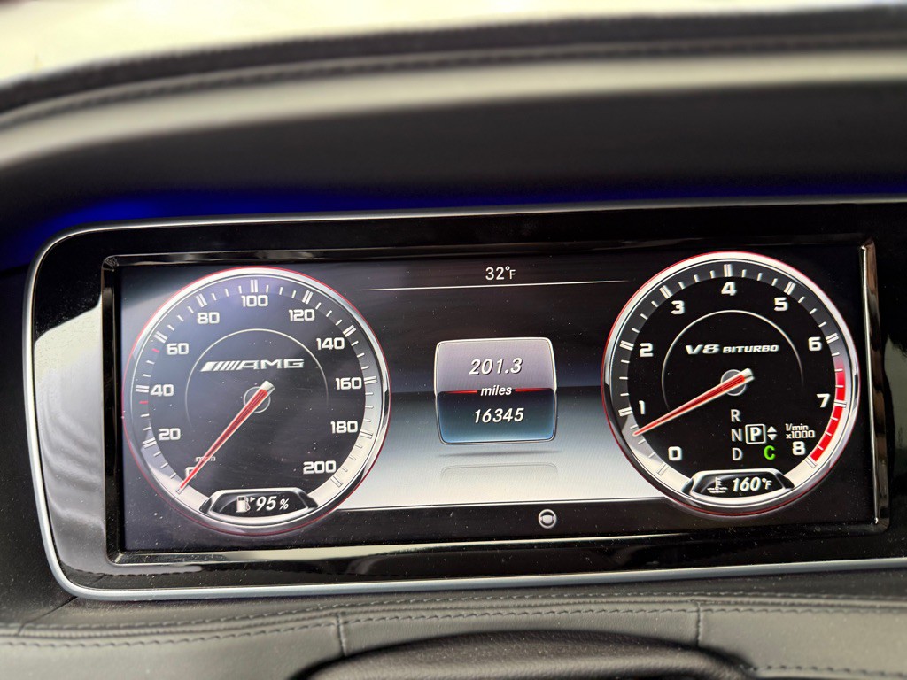 2015 Mercedes-Benz S-Class Image 17