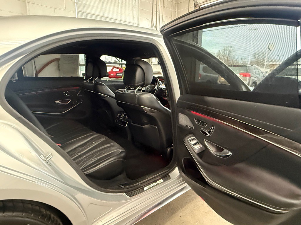 2015 Mercedes-Benz S-Class Image 18