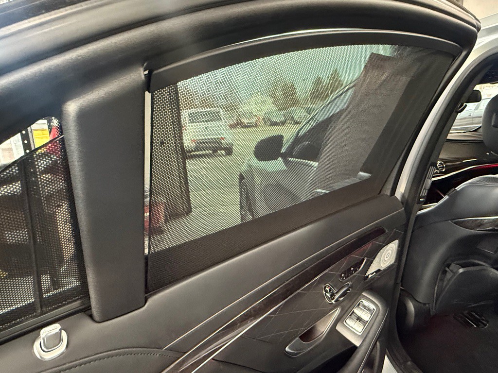 2015 Mercedes-Benz S-Class Image 30