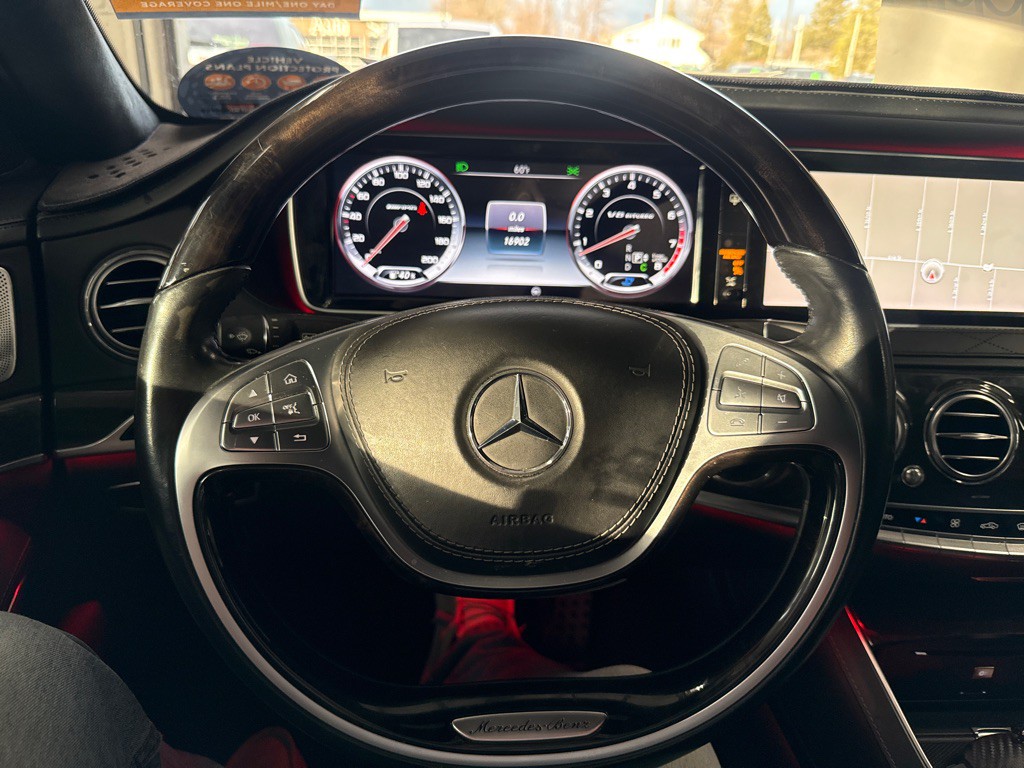 2015 Mercedes-Benz S-Class Image 32