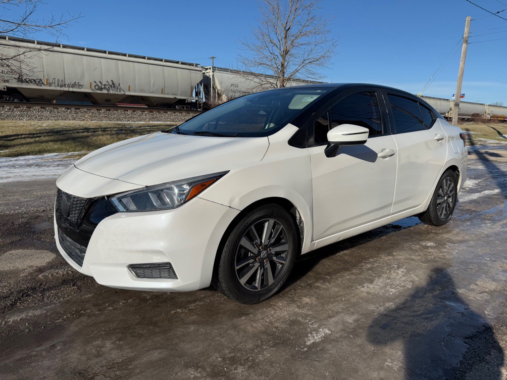2020 Nissan Versa Image 7