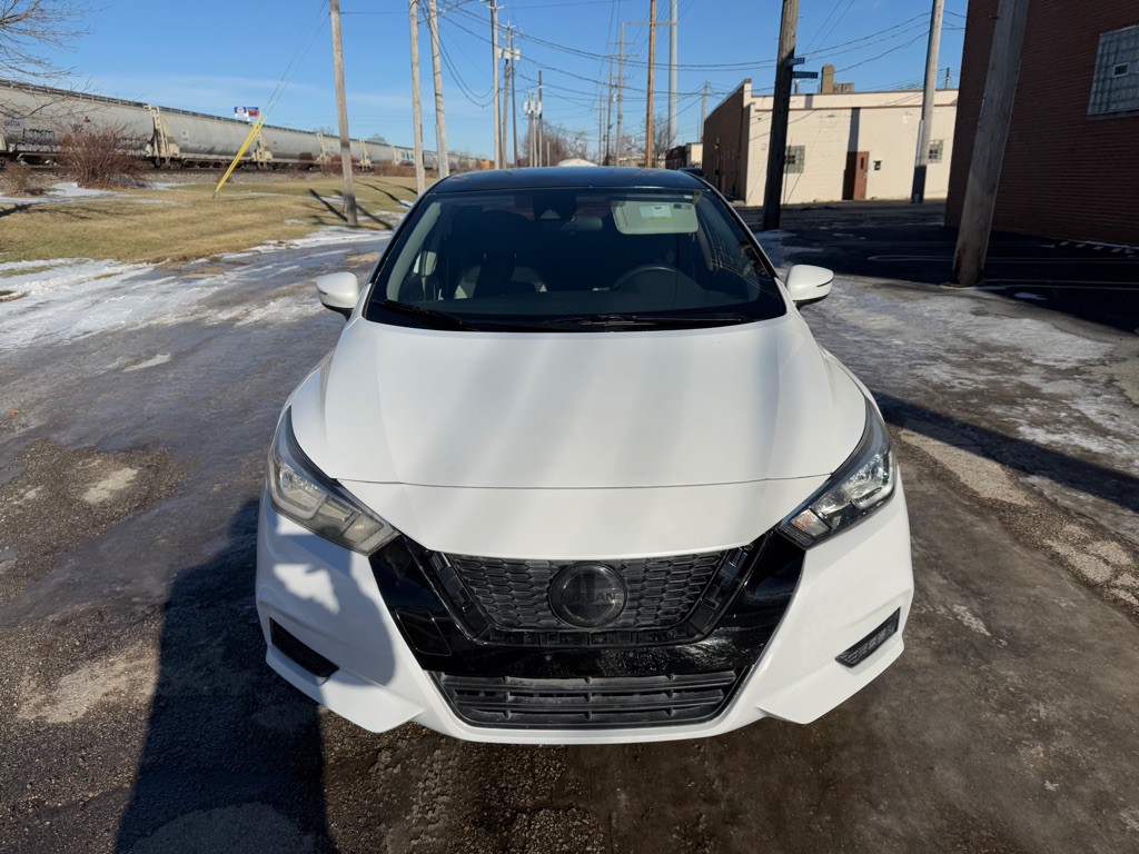 2020 Nissan Versa Image 8