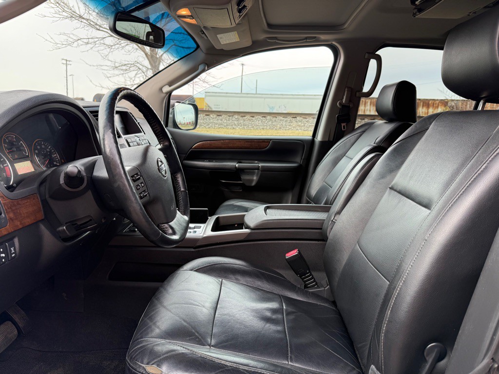 2008 Nissan Armada Image 10