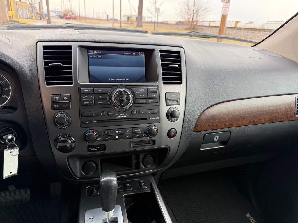 2008 Nissan Armada Image 16