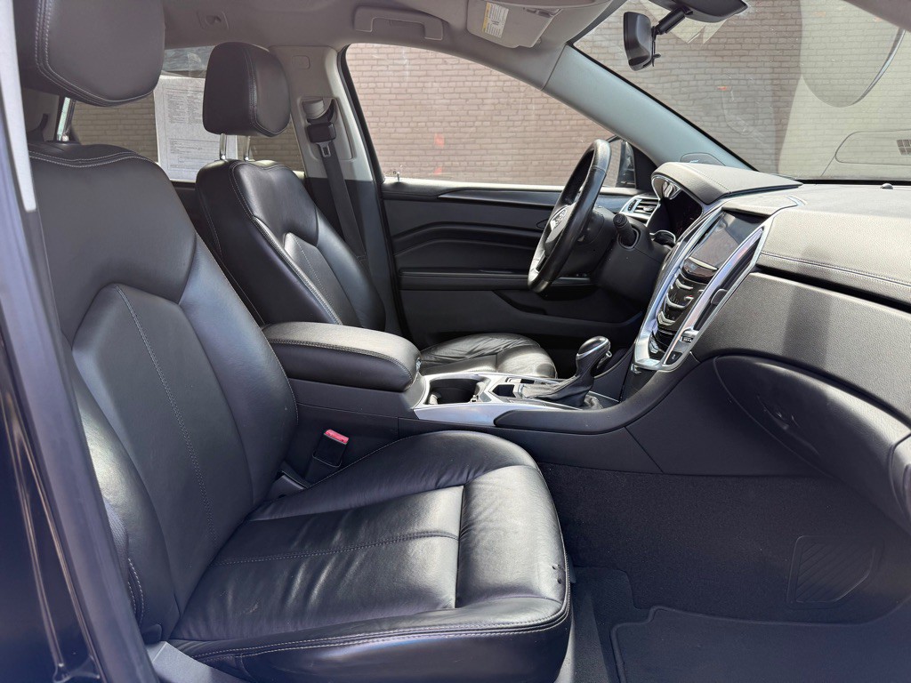 2015 Cadillac SRX Image 9