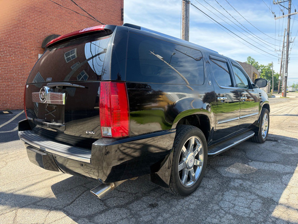 2007 Cadillac Escalade Image 3