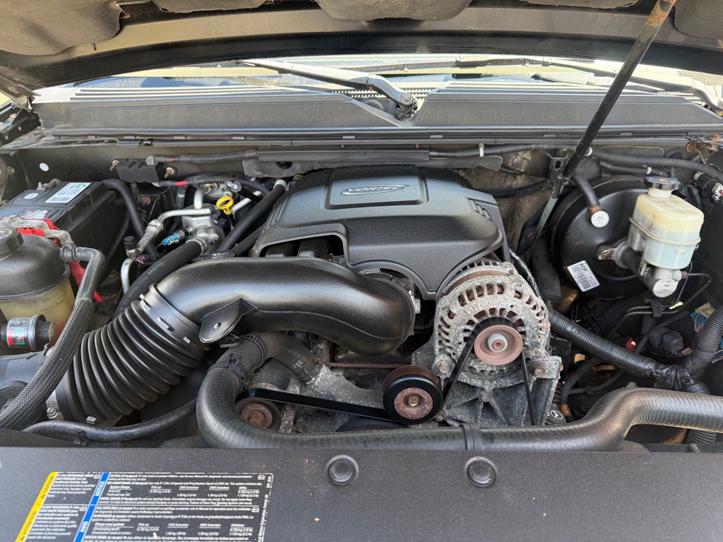 2007 Cadillac Escalade Image 16