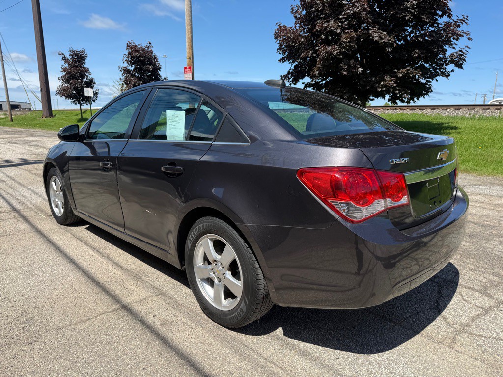 2015 Chevrolet Cruze Image 5