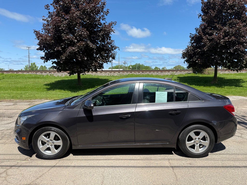 2015 Chevrolet Cruze Image 6