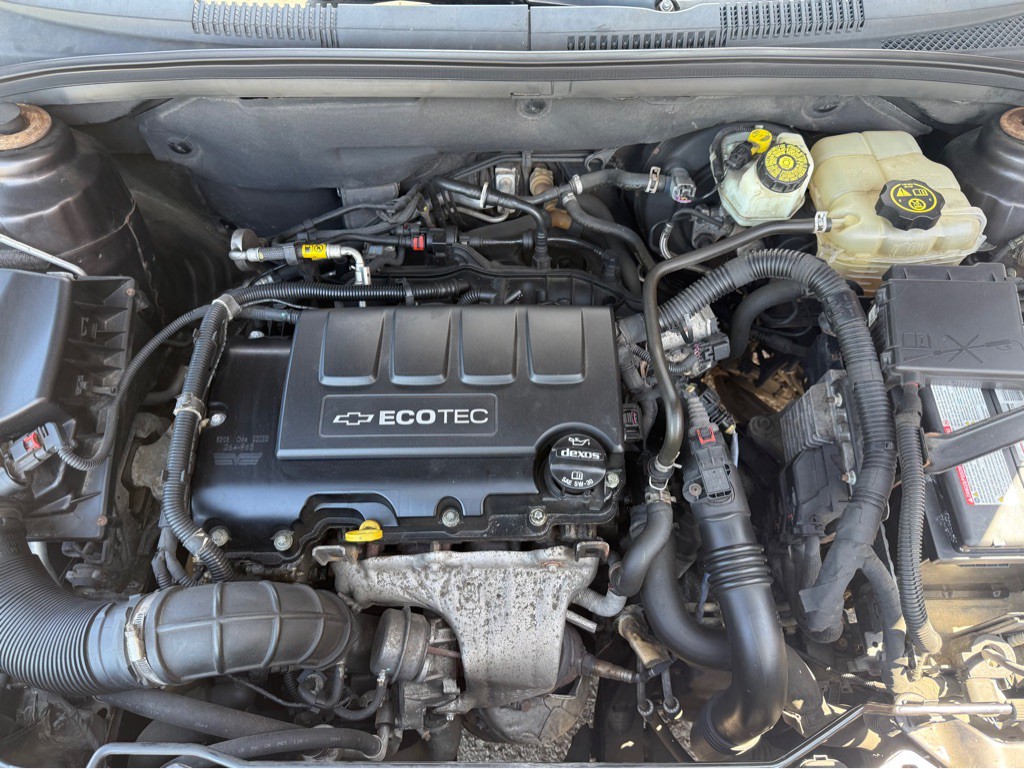 2015 Chevrolet Cruze Image 15