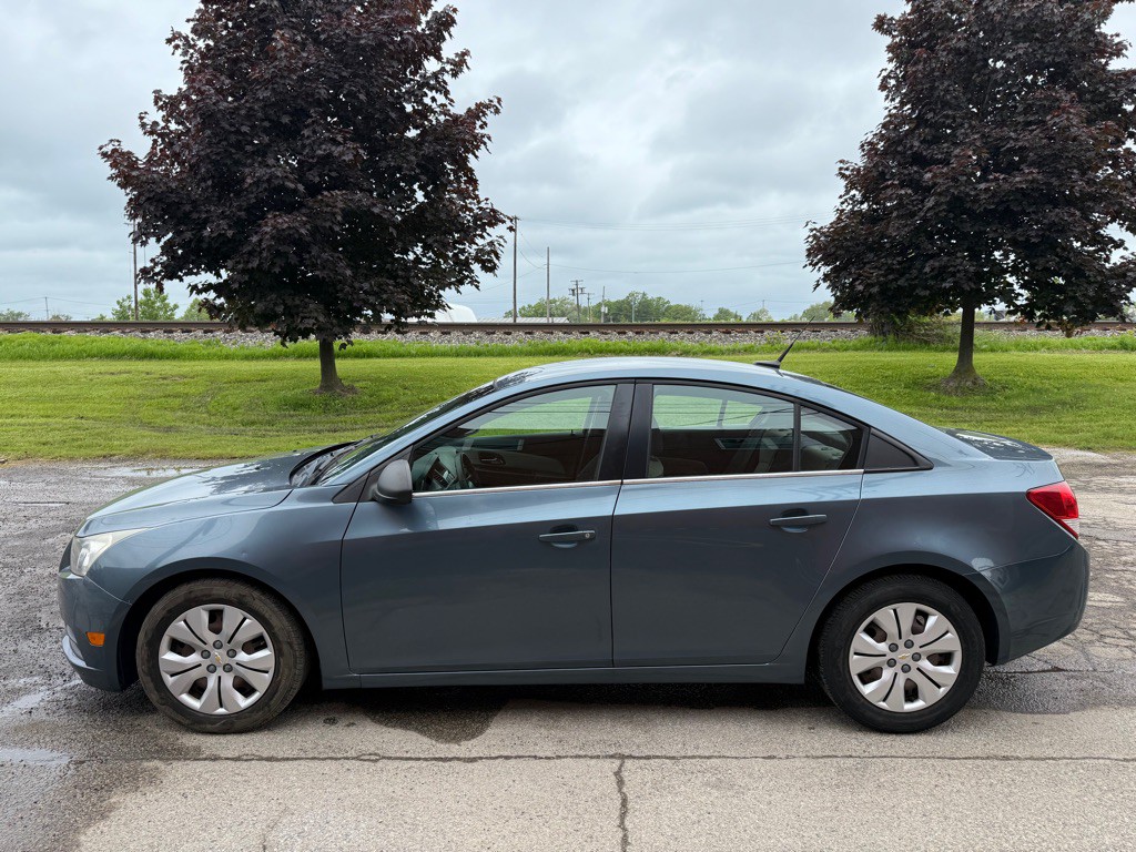 2012 Chevrolet Cruze Image 6