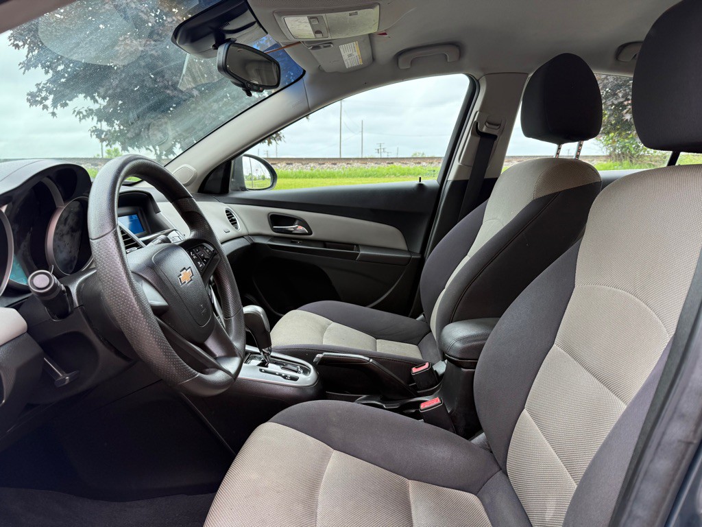 2012 Chevrolet Cruze Image 9