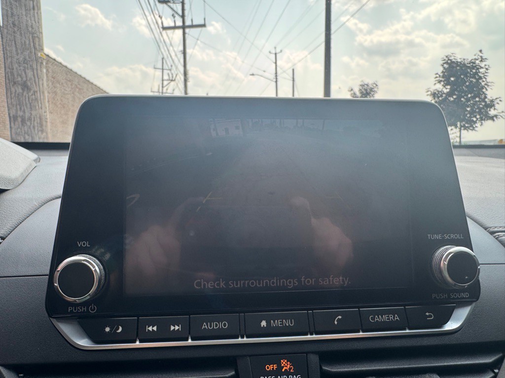 2019 Nissan Altima Image 15