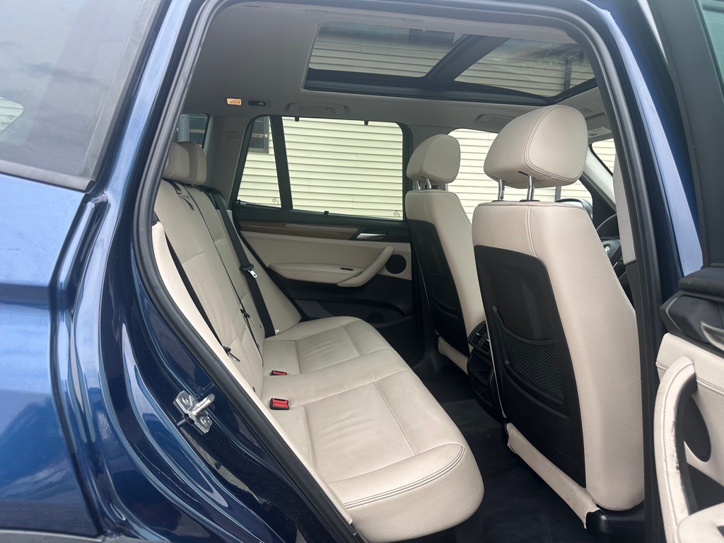 2012 BMW X3 Image 11