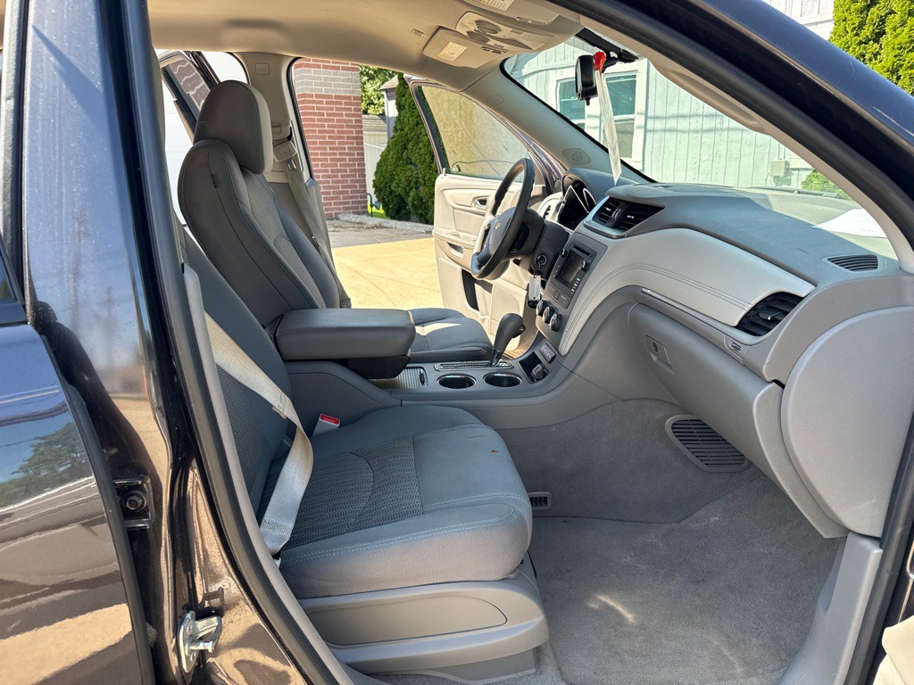 2016 Chevrolet Traverse Image 11