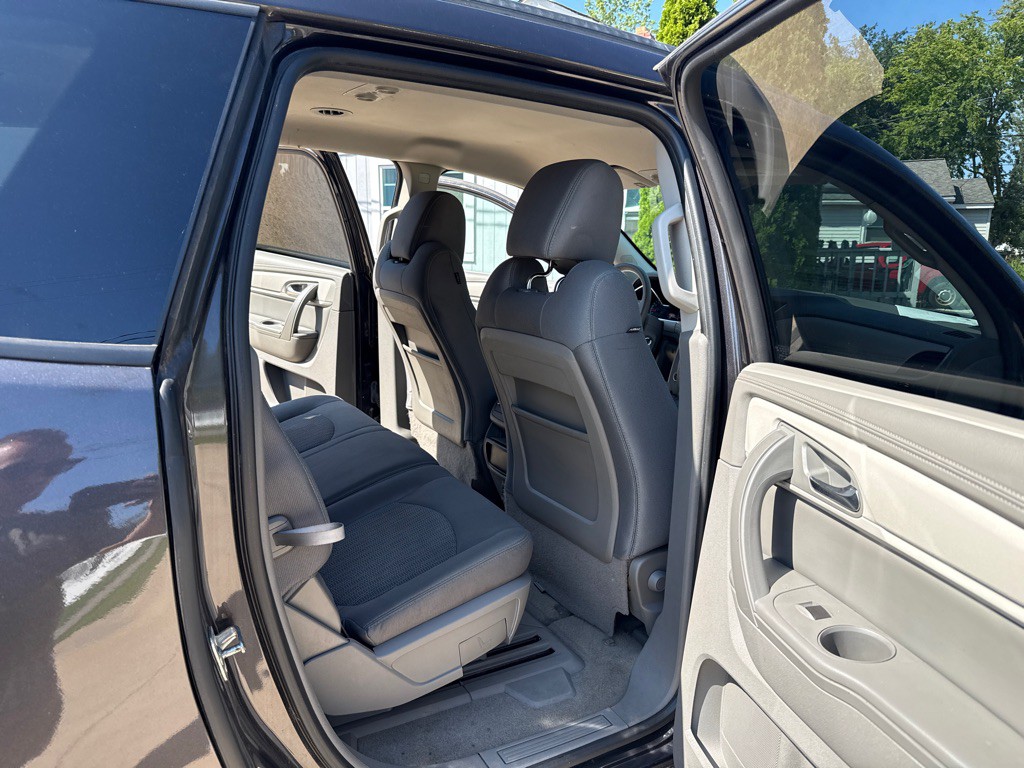 2016 Chevrolet Traverse Image 13
