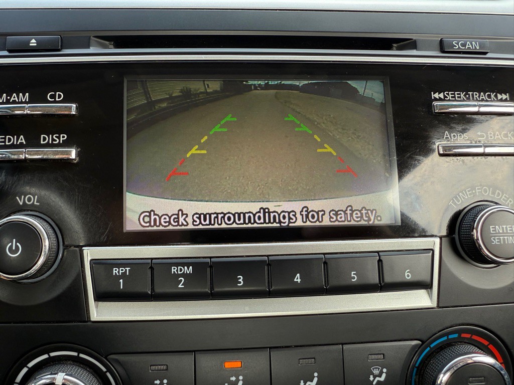 2016 Nissan Altima Image 15