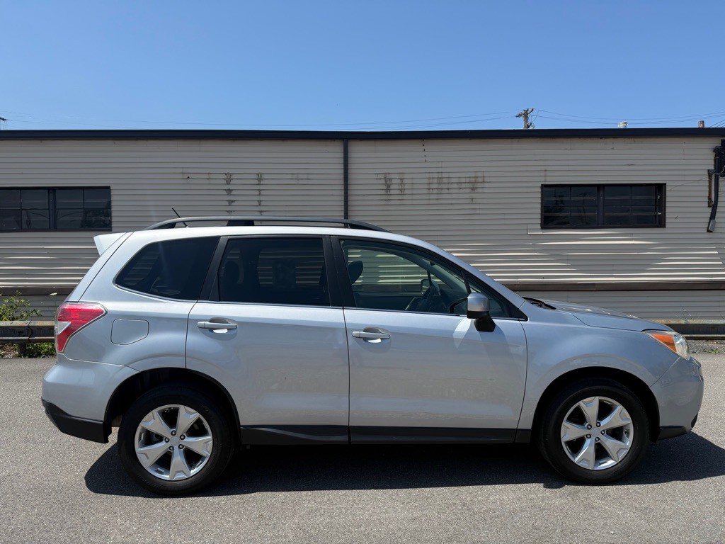2014 Subaru Forester Image 4