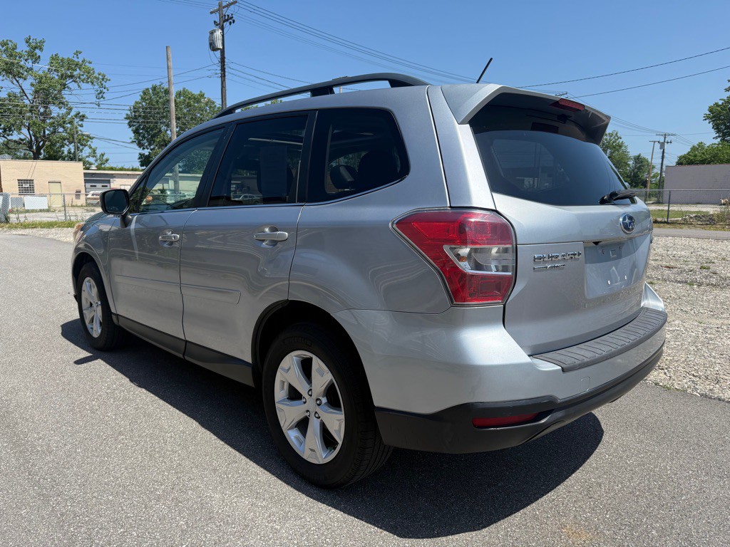 2014 Subaru Forester Image 7